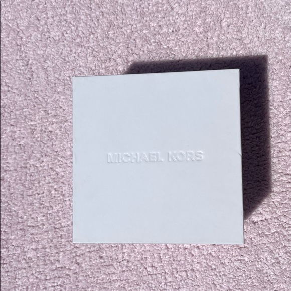 COPY - Michael Kors smart watch - Picture 4 of 12